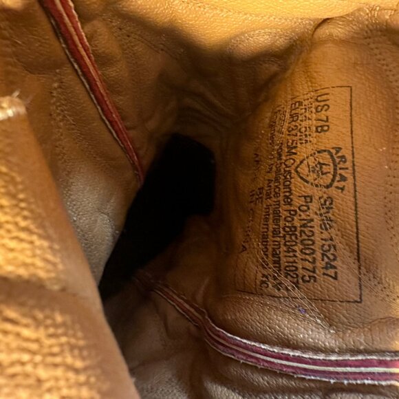 Ariat Cowgirl Boots Size 7 B Leather Red with Heart Shaped Holes - Picture 10 of 10